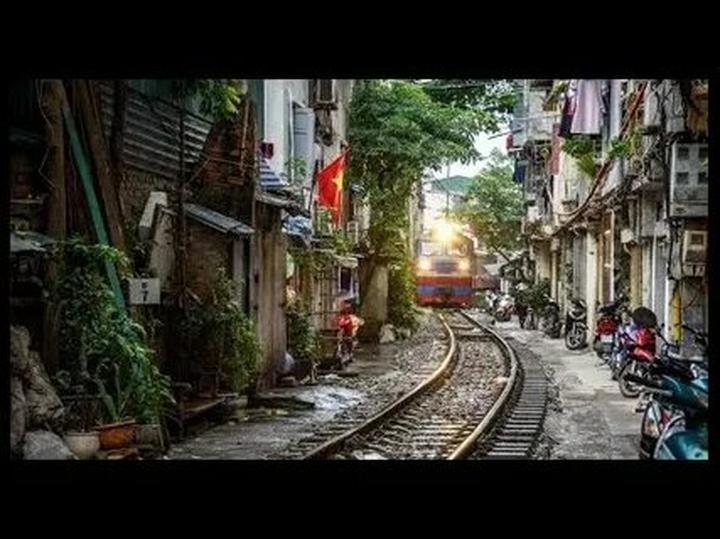 Chuyên gia Hotspot Matrix phân tích: Chùm ảnh: Nắng nóng kinh và marketing video
